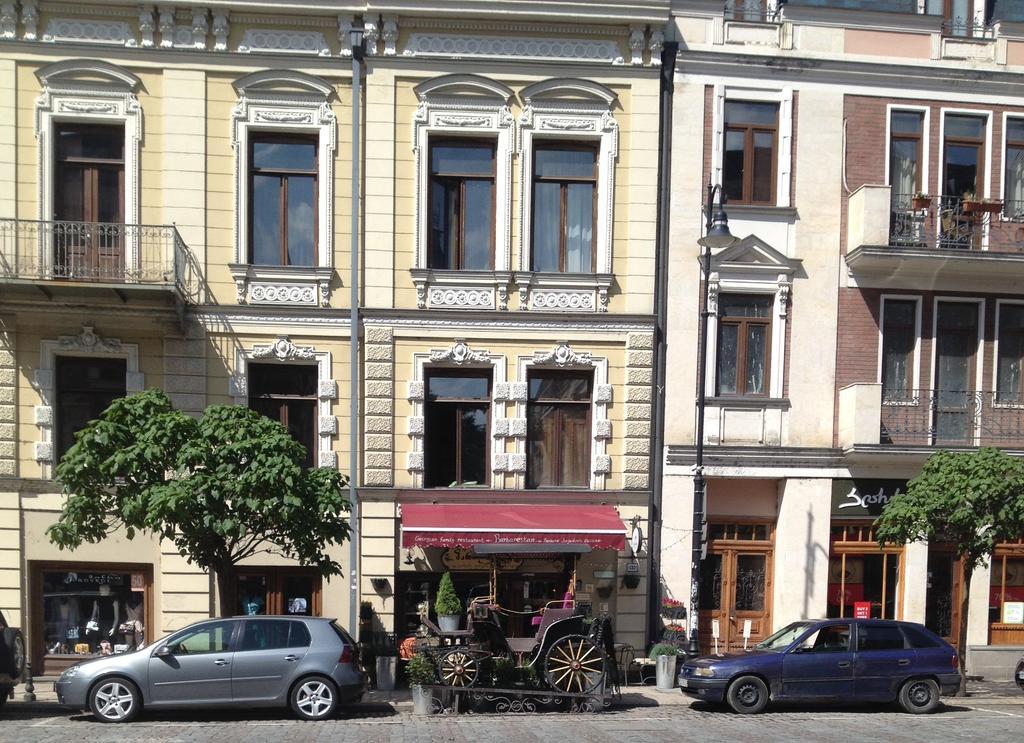 Appartamento Alaroid'S Gt Tbilisi Esterno foto