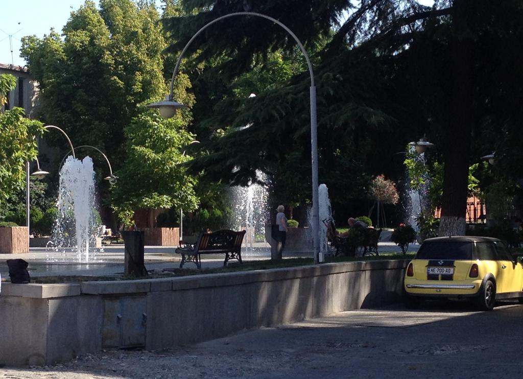 Appartamento Alaroid'S Gt Tbilisi Esterno foto